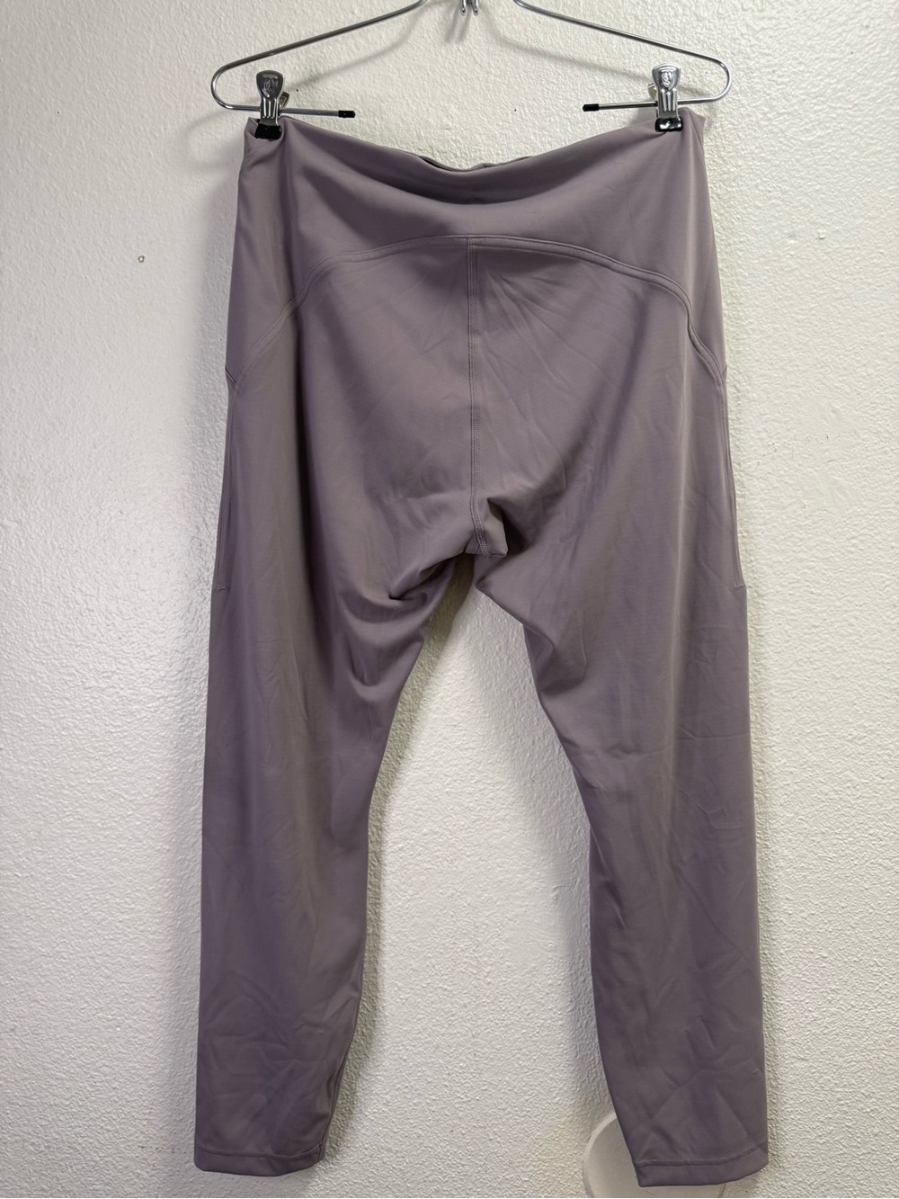 lululemon instill High rise tight 25” size 12 Leggings - violet verbena - Picture 4 of 6